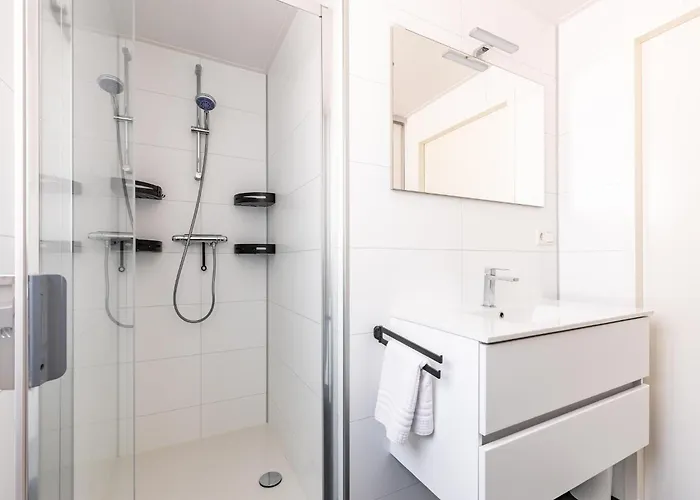 Chalet In Netherlands By Scenic Pond Veldhoven