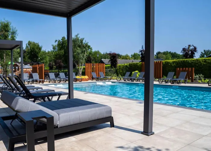 Chalet In Netherlands By Scenic Pond *